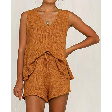 Trendy Womens 2 Piece Summer Outfits for Beach Fun