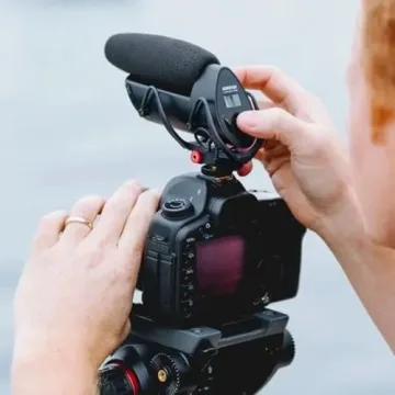 Shure VP83 Microphone for DSLR with High-Quality Sound