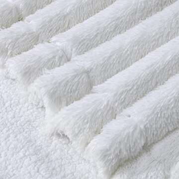junovo Super Soft Shaggy Longfur Faux Fur Blanket, Fuzzy Throw Blanket for Bed, Fluffy Cozy Plush Light Blanket, Washable Warm Furry Throw Blanket for Couch Sofa Chair Home Decor, 50"x60" Pure White