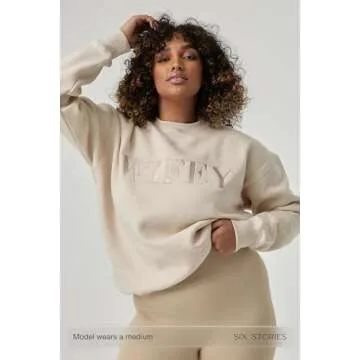 Chic Oversized Wifey Sweatshirt for Newlywed Brides