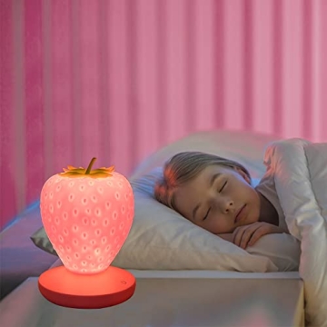 LVOERTUIG Strawberry Night Light Cute Silicone Lamp