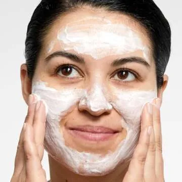 Clinique All About Clean Rinse-Off Foaming Facial Cleanser With Hyaluronic Acid + Glycerin For Oily Skin Types | Dissolves Makeup + Sunscreen, Mini Travel Size, 1 Fl Oz