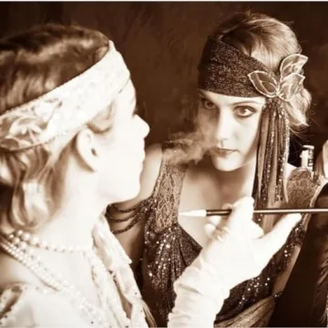 Elegant 58-Inch Flapper Faux Pearl Necklace for Women