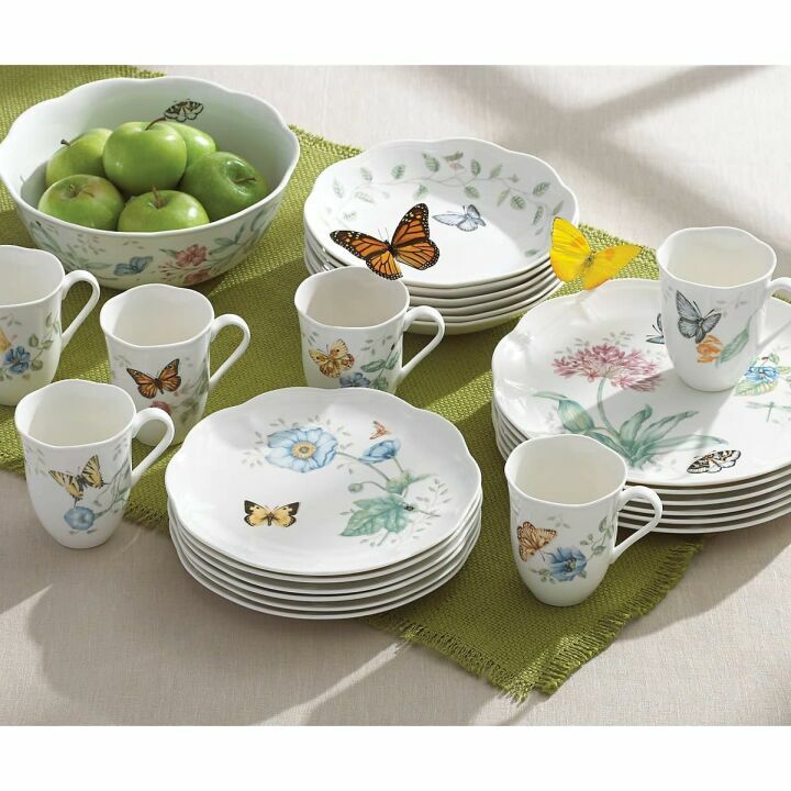 Elegant Lenox Butterfly Meadow Dinnerware Set