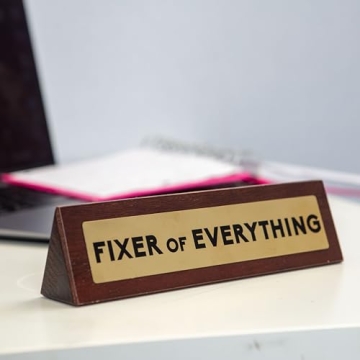 Fixer of Everything Desk Plaque - Funny Boxer Gift