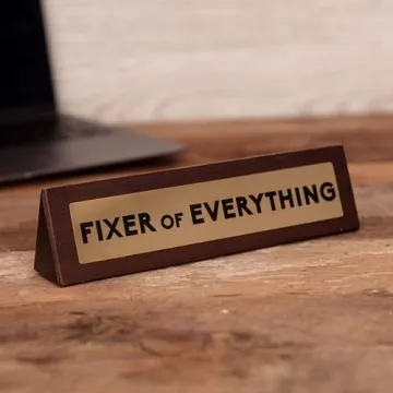 Fixer of Everything Desk Plaque - Funny Boxer Gift