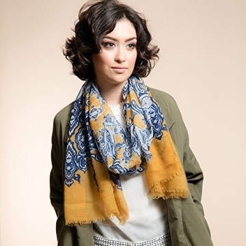 Savage Seamless Paper Backdrop - Egg Nog Color, 107" x 36'