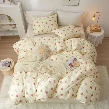 VM VOUGEMARKET Cute Fruit Duvet Cover Queen 3 Pieces Strawberry Bedding Set Cream White Cotton Quilt Cover with Zipper for Girls Women 90x90 Inch