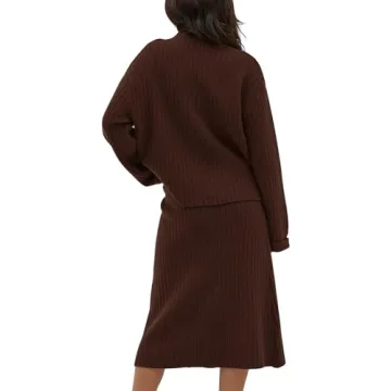 Stylish CHYRII Women's Two-Piece Cozy Winter Outfit