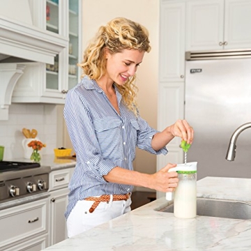 Munchkin Smart Blend Formula Mixer Pitcher for Babies