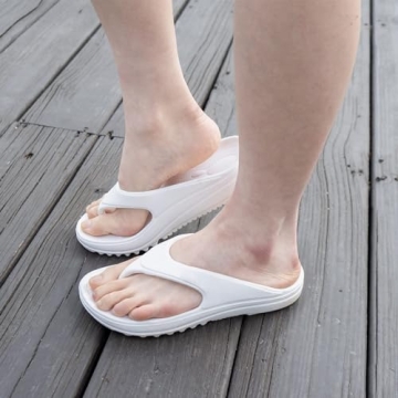 CTAOVEOA Women’s Supportive Flip Flops for Summer