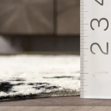 nuLOOM 5x7 Animal Print Rug for Living and Dining Rooms