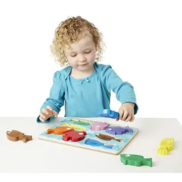 Melissa & Doug Colorful Fish Puzzle for Toddlers