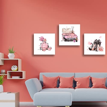 Stylish Framed Canvas Prints for Modern Bedroom Decor