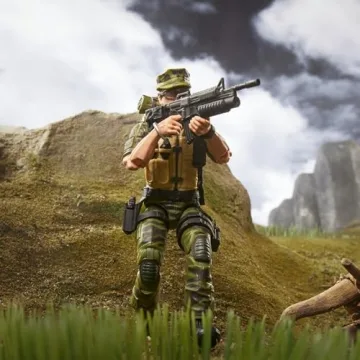 G.I. Joe Leatherneck 6-Inch Action Figure with 8 Accessories