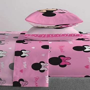 Jay Franco Disney Minnie Mouse Hearts N Love Full Size Sheet Set - 4 Piece Set Super Soft and Cozy Kid’s Bedding Features - Fade Resistant Microfiber Sheets (Official Disney Product)
