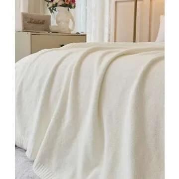 Ultra-Soft White Blanket Solid Color Fluffy Microfiber Knitted Throw Blanket Super Cozy Lightweight Bed Blanket for Sofa Couch Bed Travel50“x60”