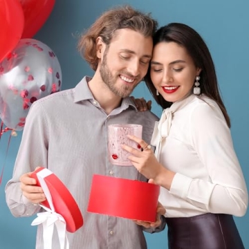 Skylety 2 Pcs Valentine's Day Hand Blown Glass Set