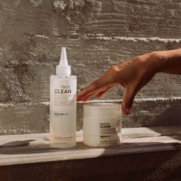 NATURELAB. TOKYO Perfect Clean Scalp Balancing Sake Rinse: Removing Product Build-Up and Impurities for Optimal Scalp Health | 7 FL OZ / 200 ML