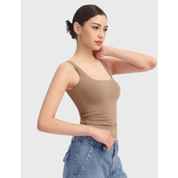 PUMIEY Women's Square Neck Sleeveless Summer Tank Top