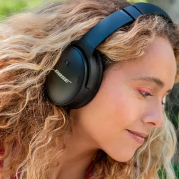Bose QuietComfort 45 Renewed Wireless Headphones 2023