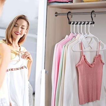 HOUSE DAY Space Saving Hangers for Efficient Closet Organization