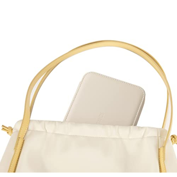 Compact LANDICI Jewelry Box, Elegant Travel Organizer