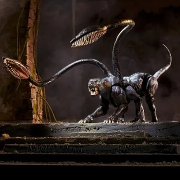 D&D Honor Among Thieves Displacer Beast 6-Inch Figure