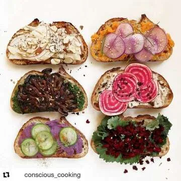 Burlap & Barrel Spice Gift Box with Unique Flavors