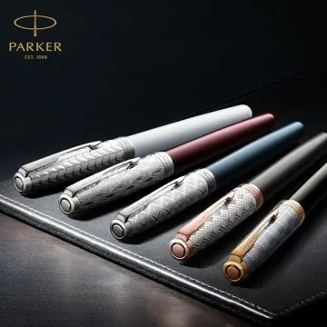 PARKER Sonnet Fountain Pen with Gold Trim