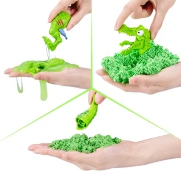 Smashers Jurassic Light Up Dino Egg with 25 Surprises