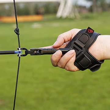 The7boX Compound Bow Set with Adjustable Features for All Levels