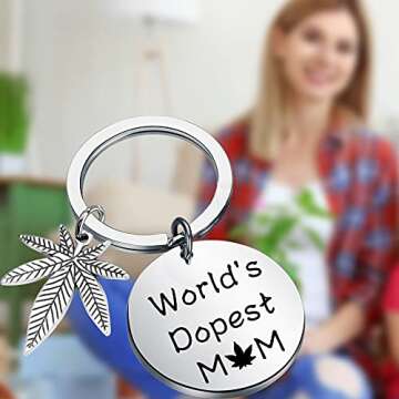 LQRI Marijuana Leaf Weed Mom Gift World's Dopest Mom Keychain Cannabis Leaf Marijuana Jewelry Funny 420 Gift for Mom (Dopest Mom)