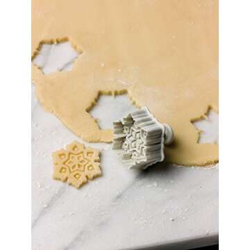 Fox Run Intricate Assorted Winter Snowflake Pastry/Cookie/Pie/Fondant 2" Stamper and Cutters 2", Set of 4, Multi-Color