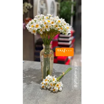 گل مصنوعی نرگس – شاخه خوشه‌ای واقع‌نما، فرم‌پذیر و بدون نگهداری