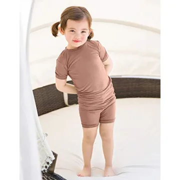 Cozy and Cute VAENAIT BABY Infant Pajama Set