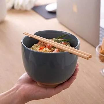 GBHOME Ceramic Ramen Bowls with Chopsticks, Japanese Cute Ramen Bowls Set of 2 for Ramen,Soup,Pho,Noodles, House-warming Wedding Birthday Gift, Microwave & Dishwasher Safe, 20 Ounces