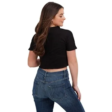 Stylish Patriots Crop Top for Game Day Fashion