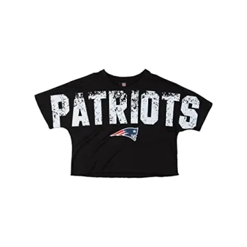 Stylish Patriots Crop Top for Game Day Fashion