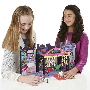 Littlest Pet Shop Backstage Style Set for Creative Play