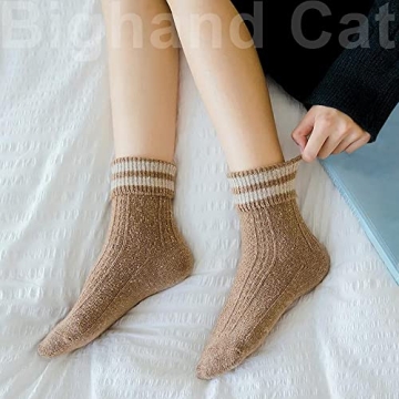 Warm Vintage Style Women's Crew Socks - 5 Pairs