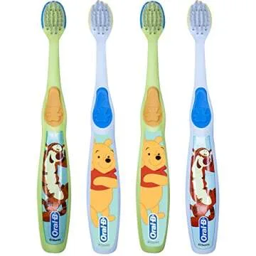 Oral-B Baby Manual Toothbrush, Pooh Characters, 0-3 Years Old, Extra Soft (Characters Vary) - Pack o...