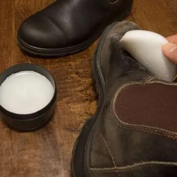 Moneysworth & Best Mink Oil - Exceptional Leather Care