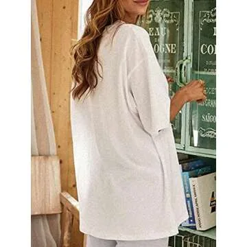 SAFRISIOR Women Vintage Motorcycle Print Graphic T-Shirt Short Sleeve Round Neck Casual Oversized Tee Shirt Top White