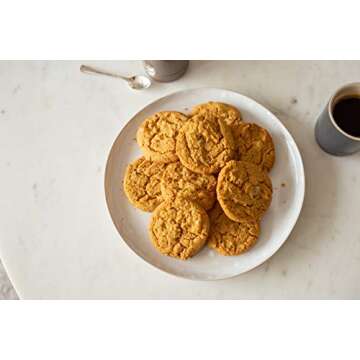 Walker's Shortbread Stem Ginger Biscuits, Scottish Cookies, 5.3 Oz (Pack of 6)