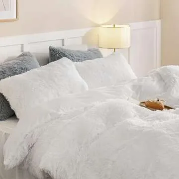 Dreamcountry Plush Fluffy Duvet Cover Oeko-TEX Certified Luxury Ultra Soft Shaggy Crystal Velvet Bedding Set 3 Pieces(1 Duvet Cover + 2 Pillow Shams) Zipper Closure(Queen, White)