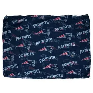 Littlearth New England Patriots NFL Sheer Infinity Scarf