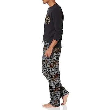 Amazon Essentials Star Wars Flannel Pajama Set for Men