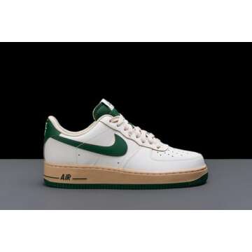 NIKE Unisex's Sneaker, Groen, EUR 40
