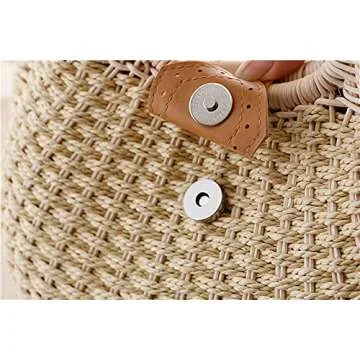 Hand-woven Straw Shell Bag - Retro Summer Favorite